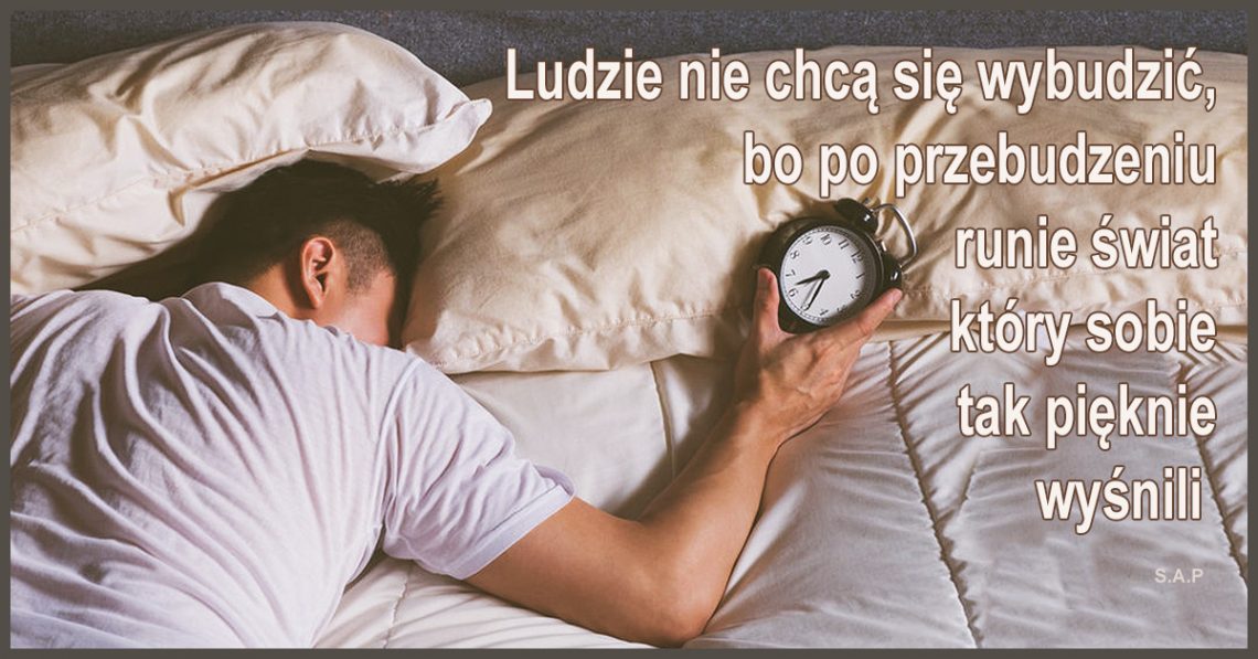 Anthony de Mello proponował na swoich misjach (jak każdy jezuita głosił swoje kazania na misjach) takie małe ćwiczenie na przebudzenie.